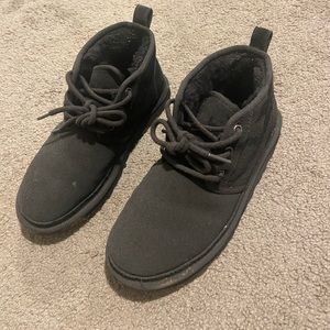 UGG Neumal boot black